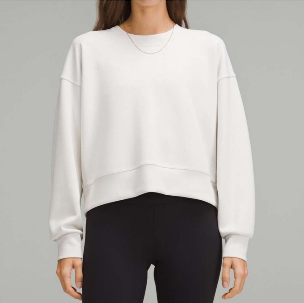 Lululemon Softstreme Perfectly Oversized Cropped Crew Bone Women's 0 Preppy